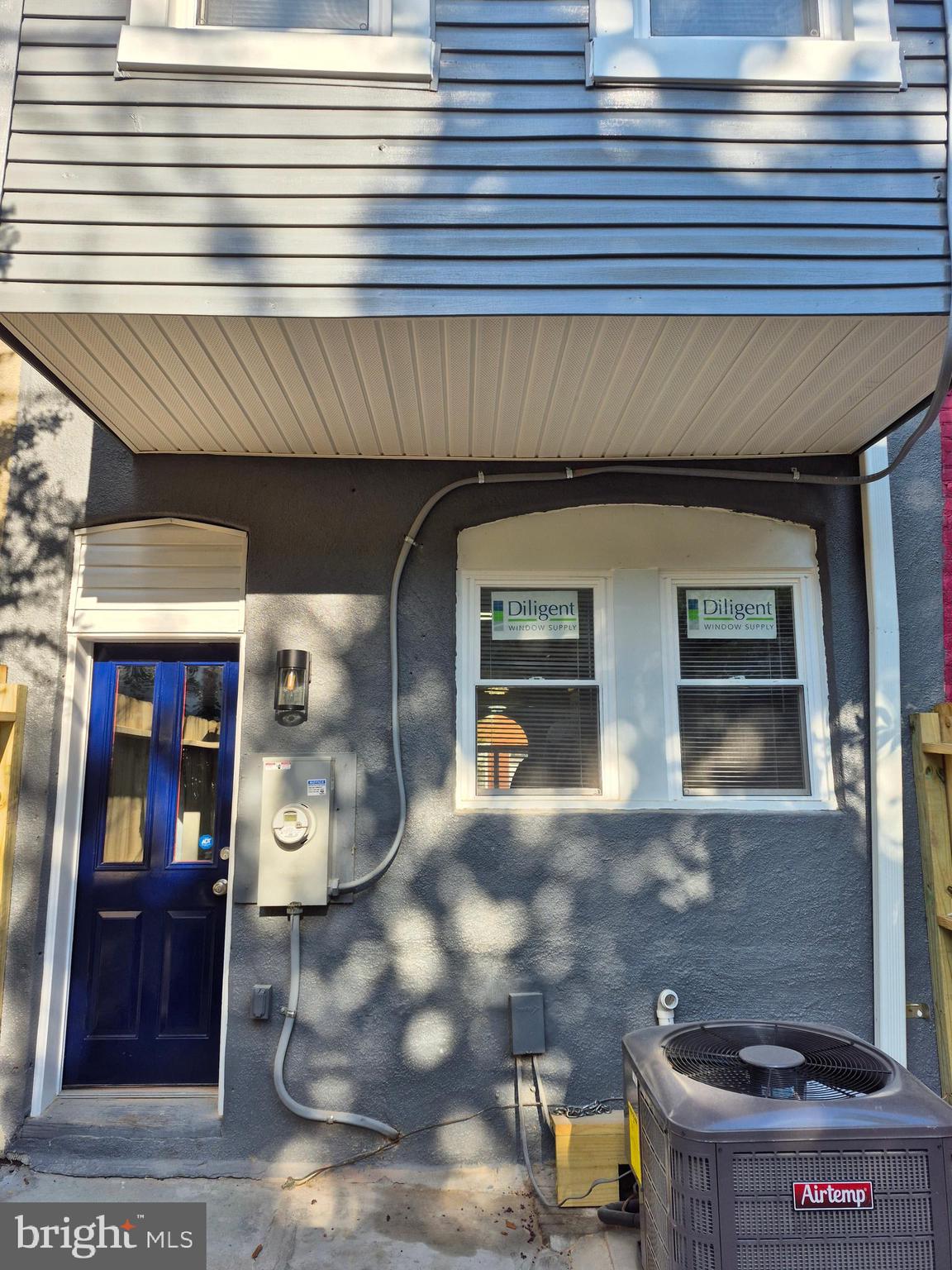 BROADWAY EAST - Residential