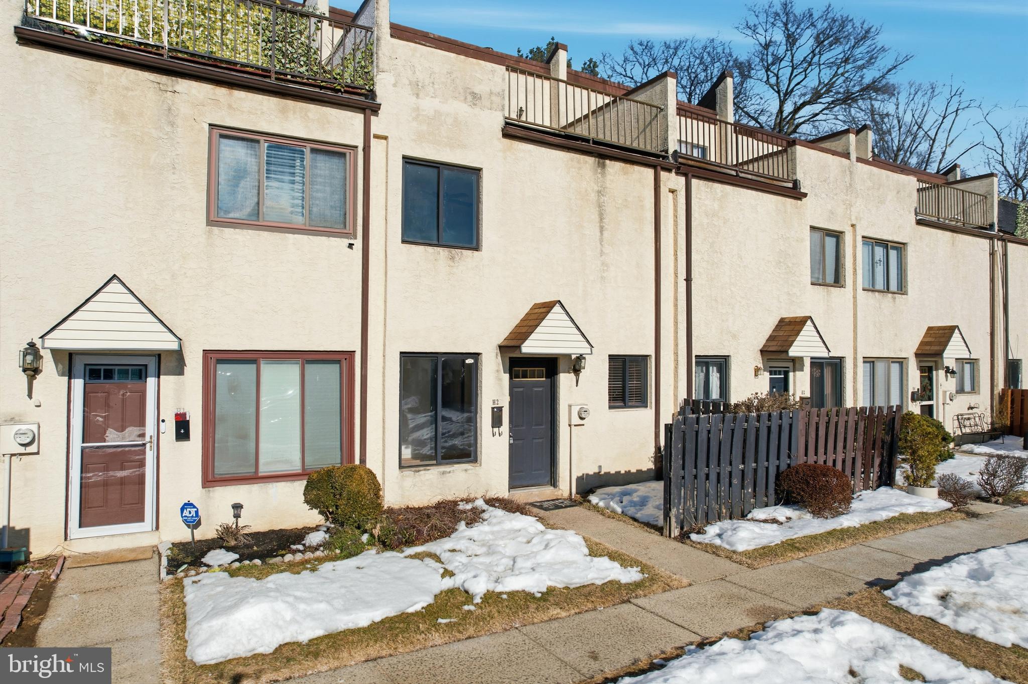 CHESTNUT HILL - Residential