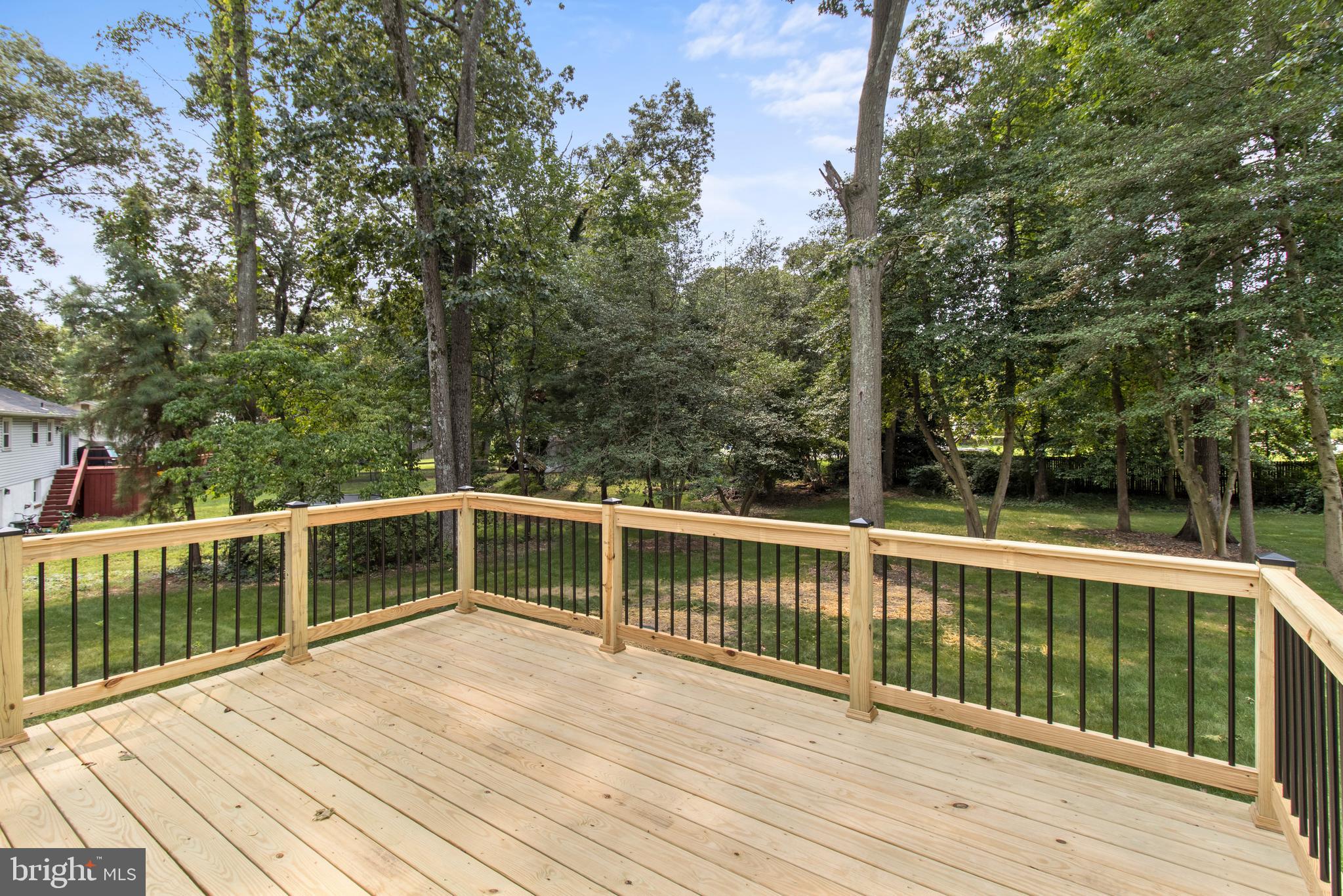 LONG POINT ON THE MAGOTHY - Residential