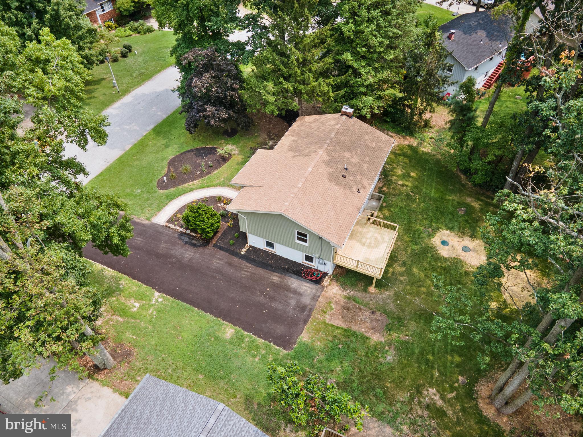 LONG POINT ON THE MAGOTHY - Residential