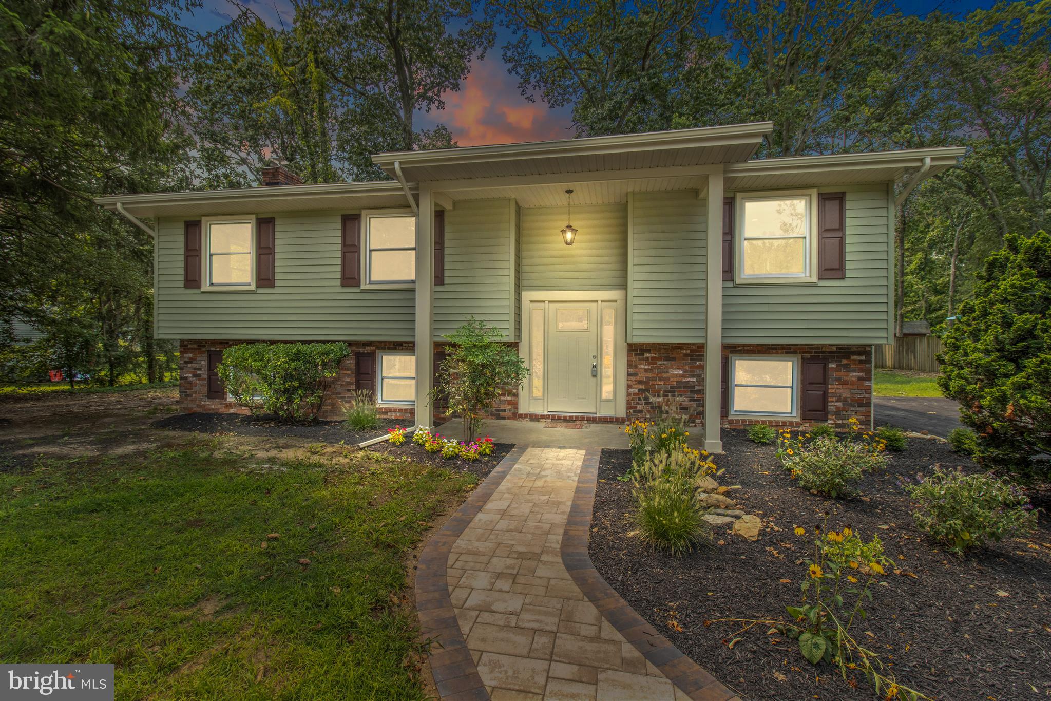 LONG POINT ON THE MAGOTHY - Residential