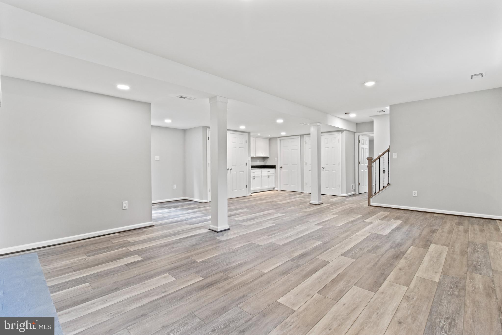 LONG POINT ON THE MAGOTHY - Residential