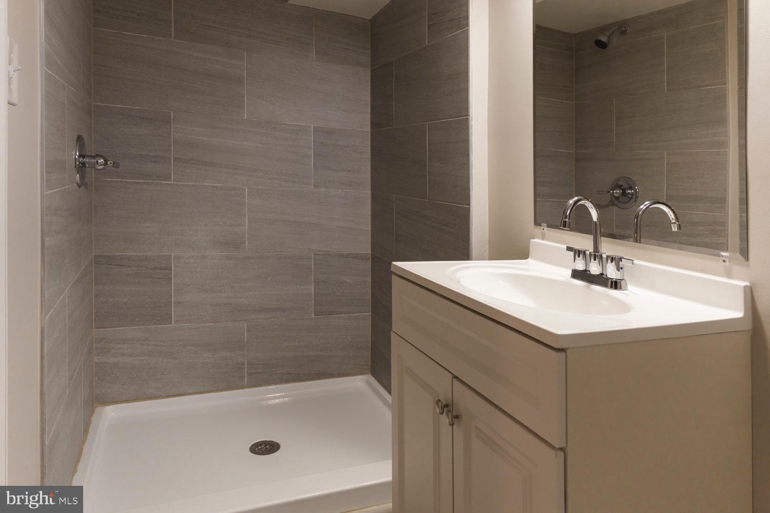 CHERRY HILL - Residential