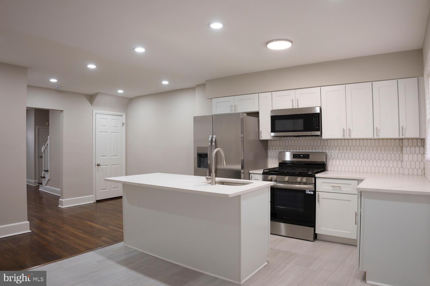 CHERRY HILL - Residential