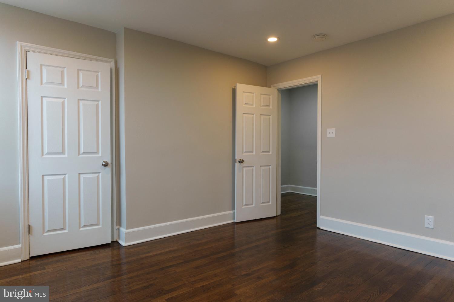 CHERRY HILL - Residential