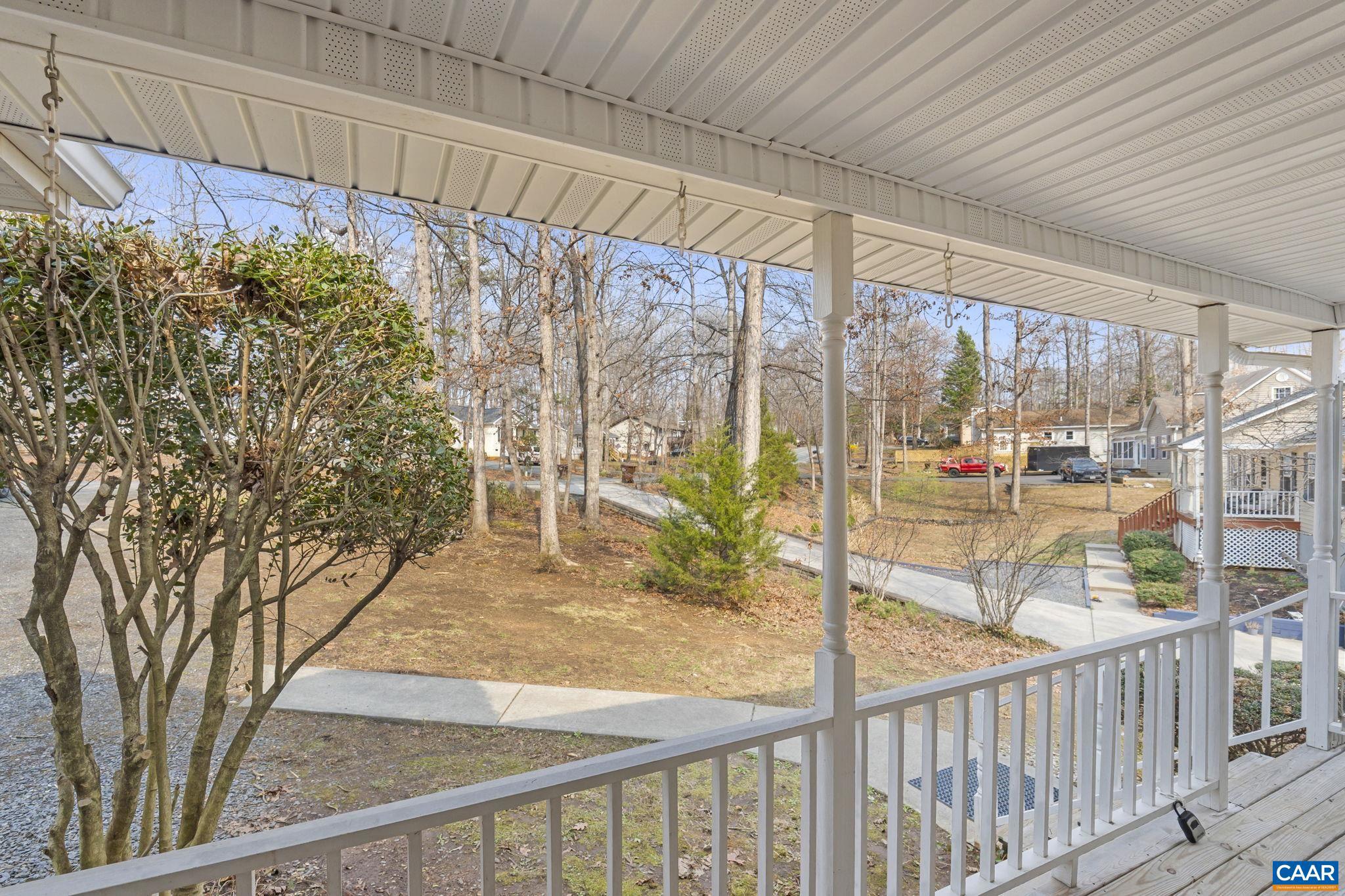 LAKE MONTICELLO - Residential