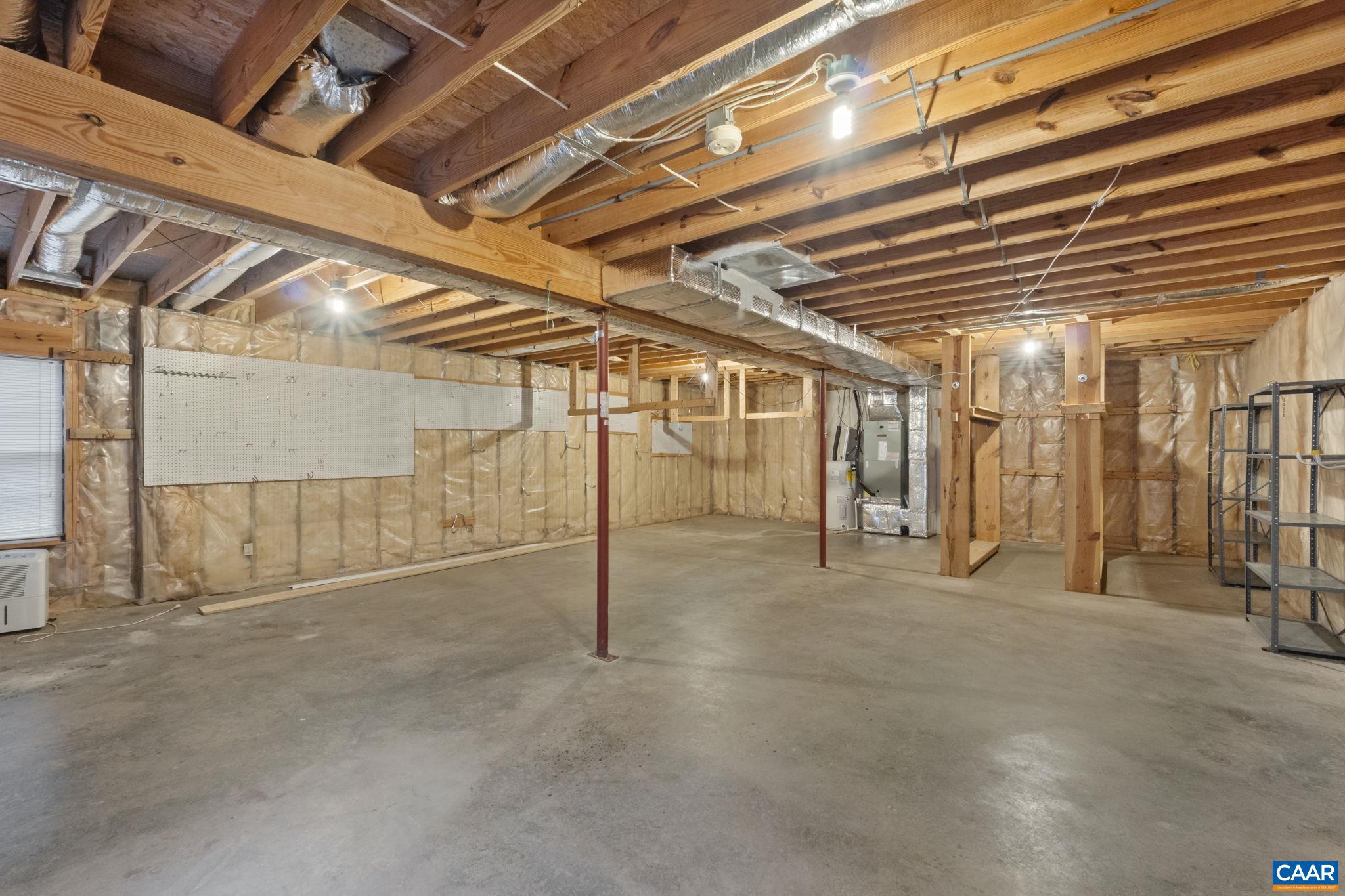 LAKE MONTICELLO - Residential