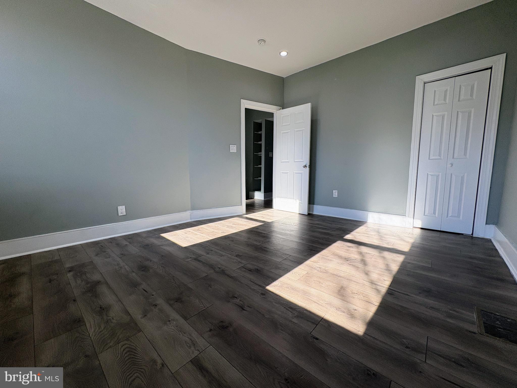 WAVERLY - Residential