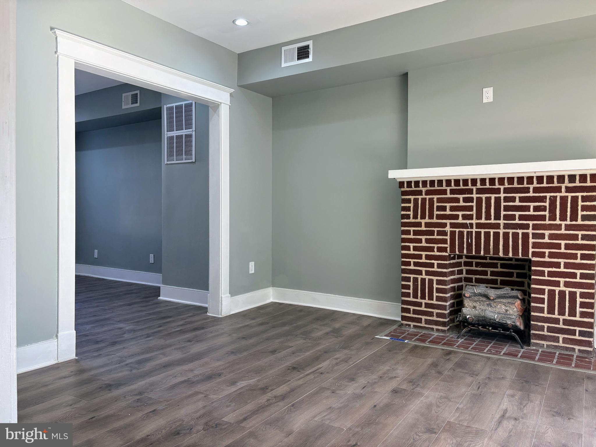 WAVERLY - Residential