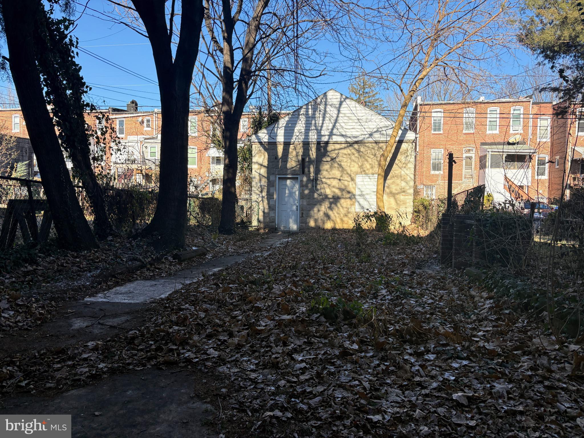 WAVERLY - Residential