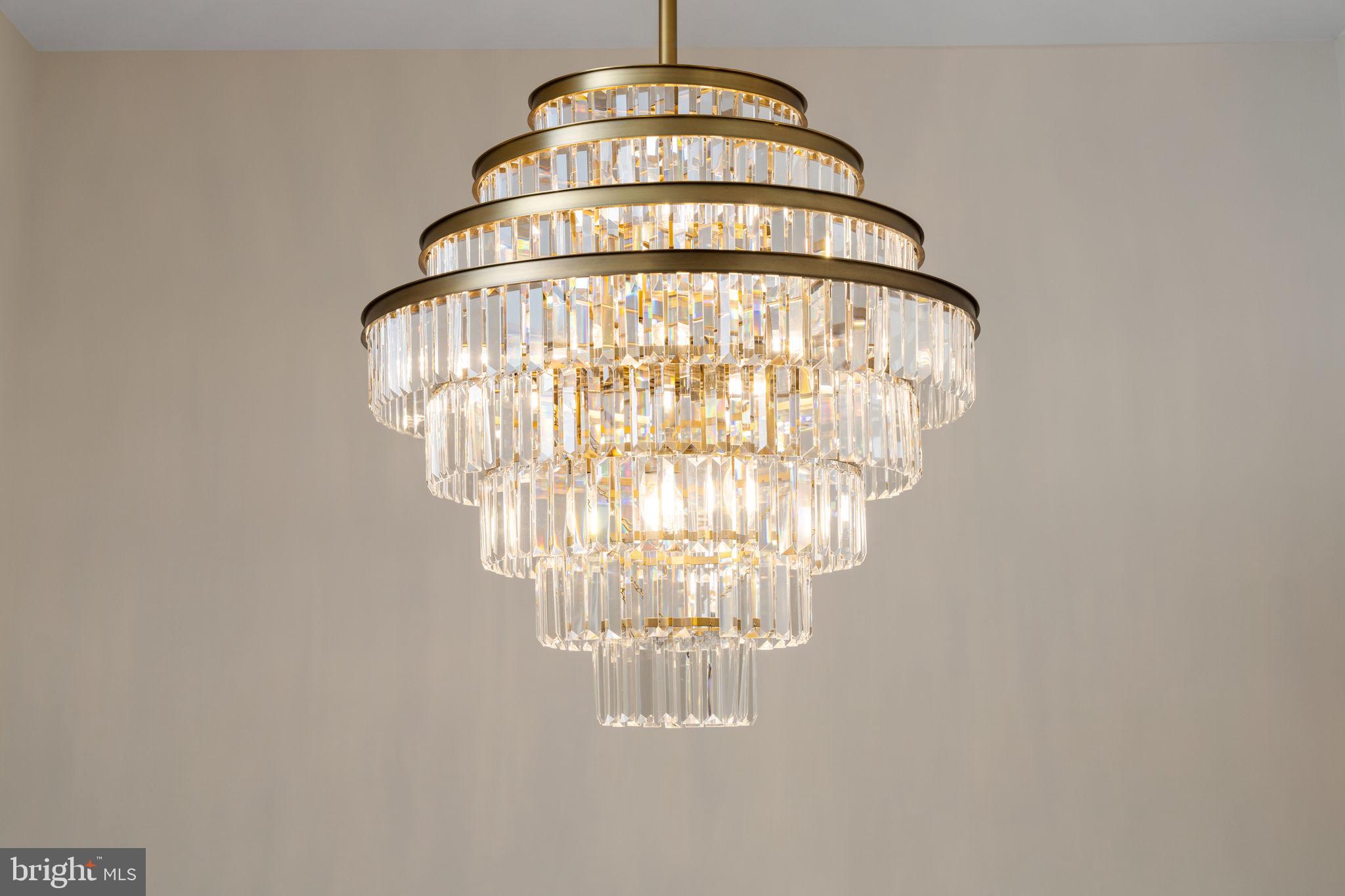 CHAIN BRIDGE - Residential