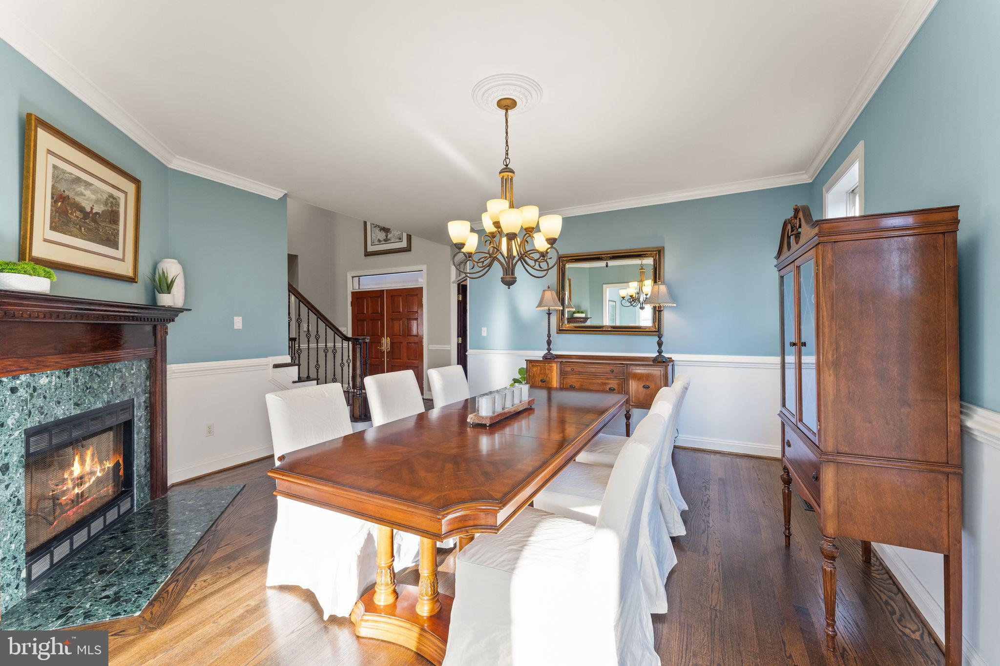 CHANTILLY ESTATES - Residential