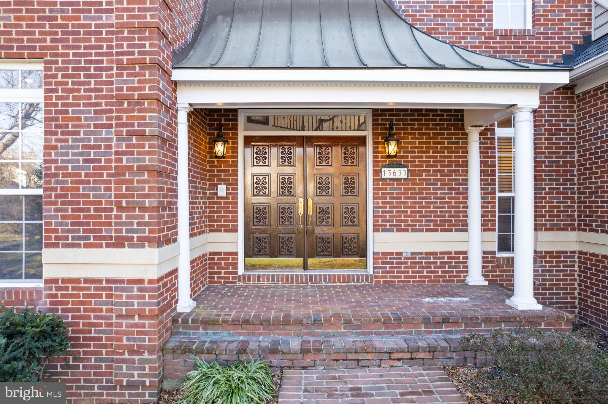 CHANTILLY ESTATES - Residential