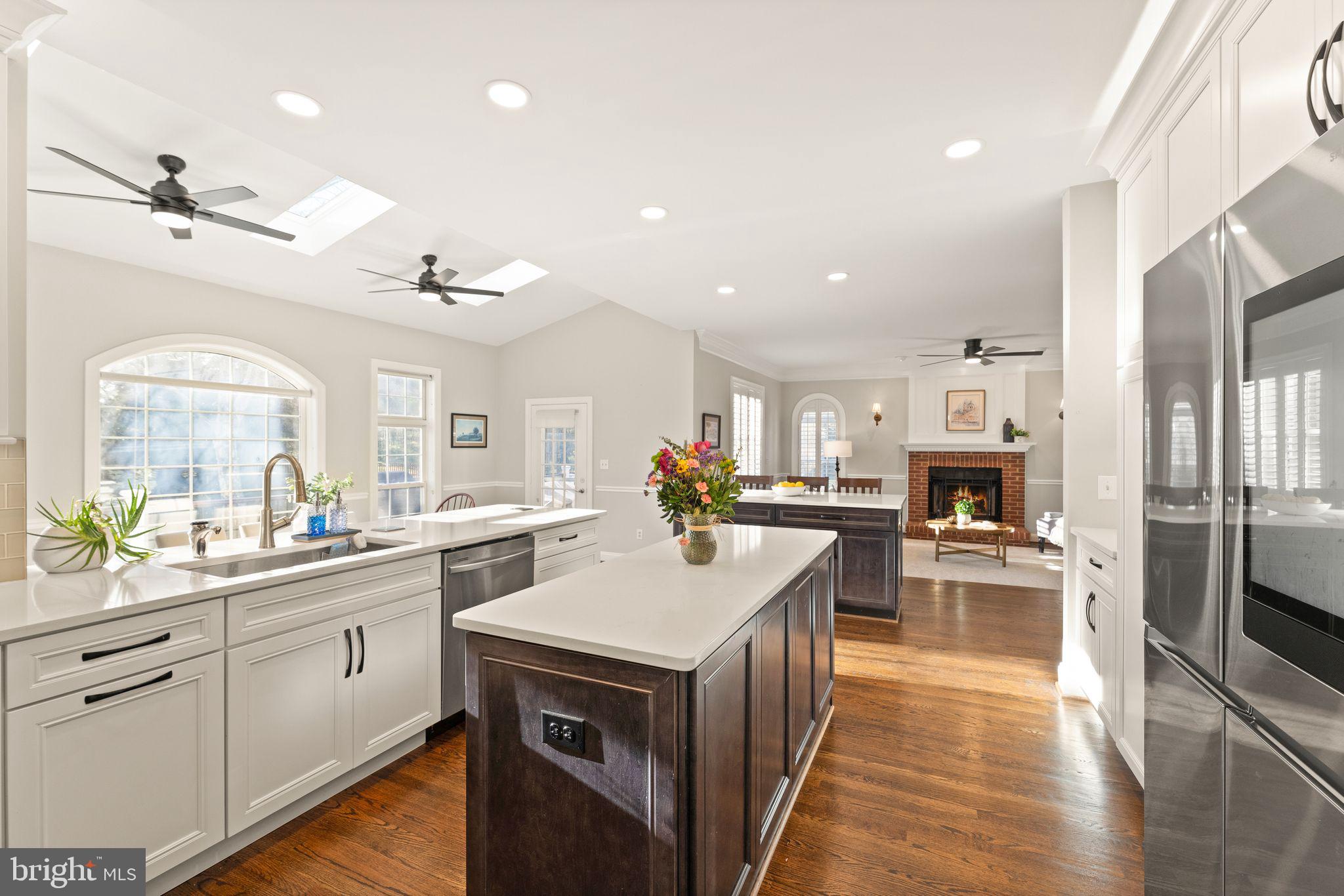 CHANTILLY ESTATES - Residential