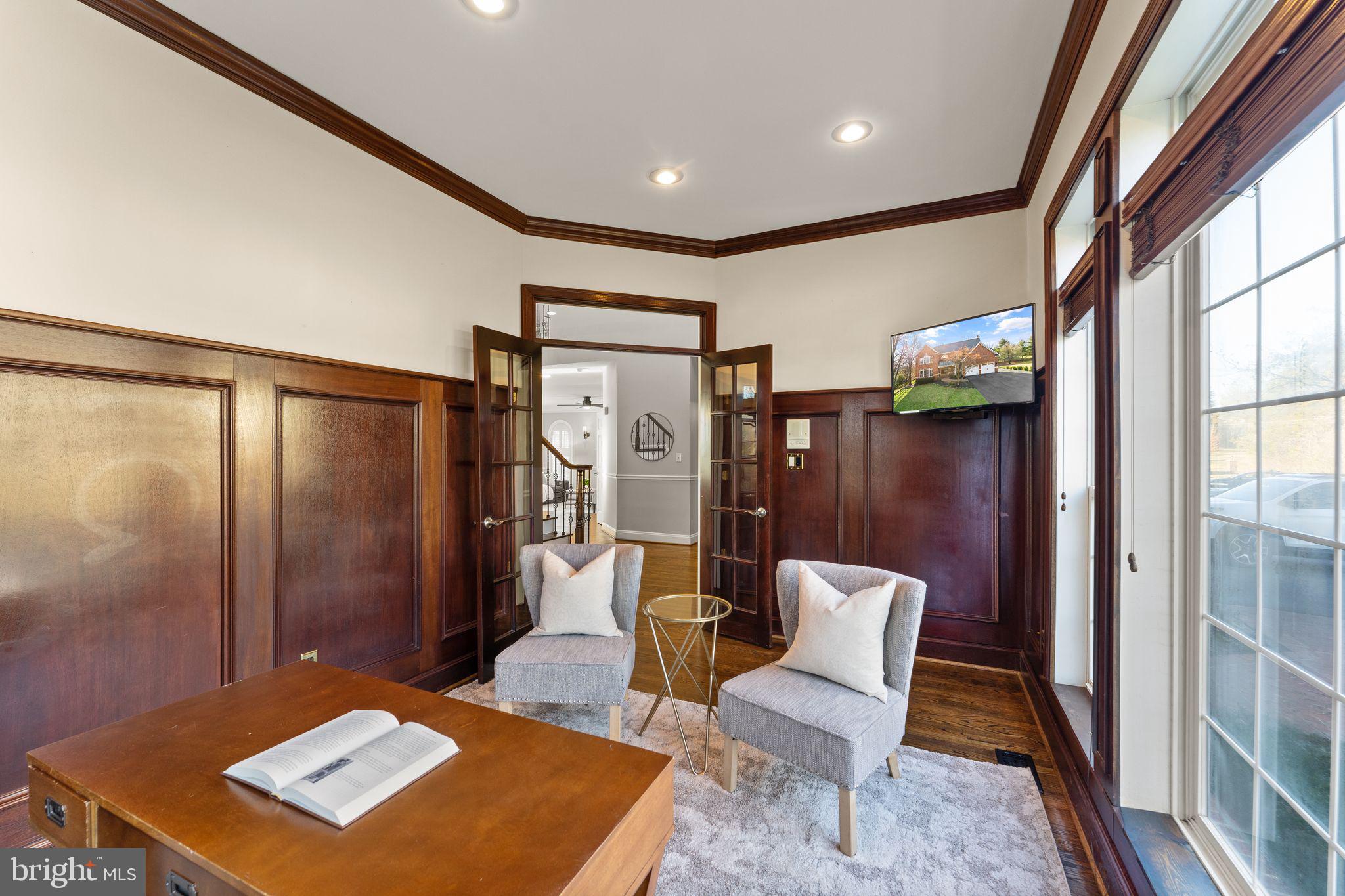 CHANTILLY ESTATES - Residential