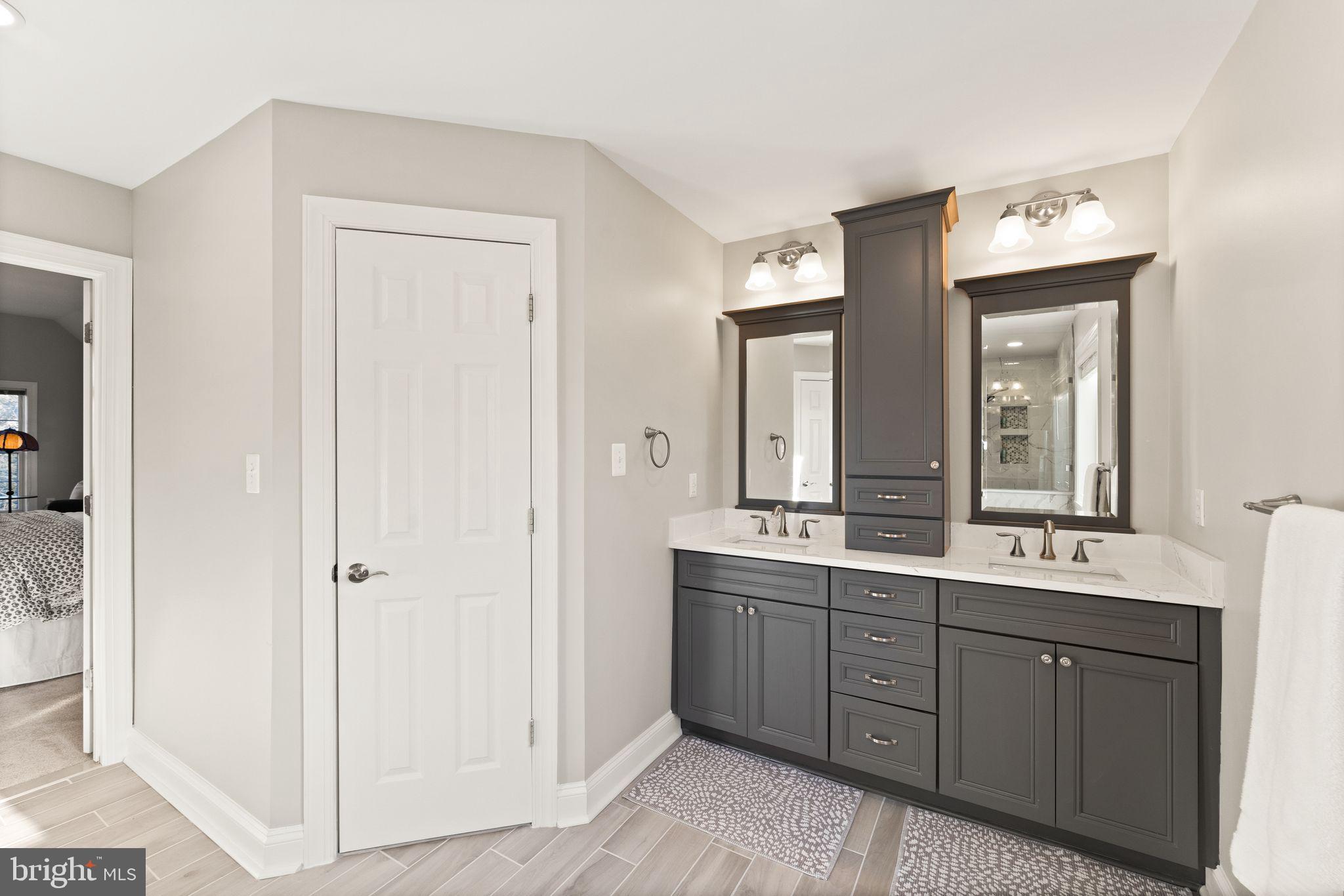 CHANTILLY ESTATES - Residential