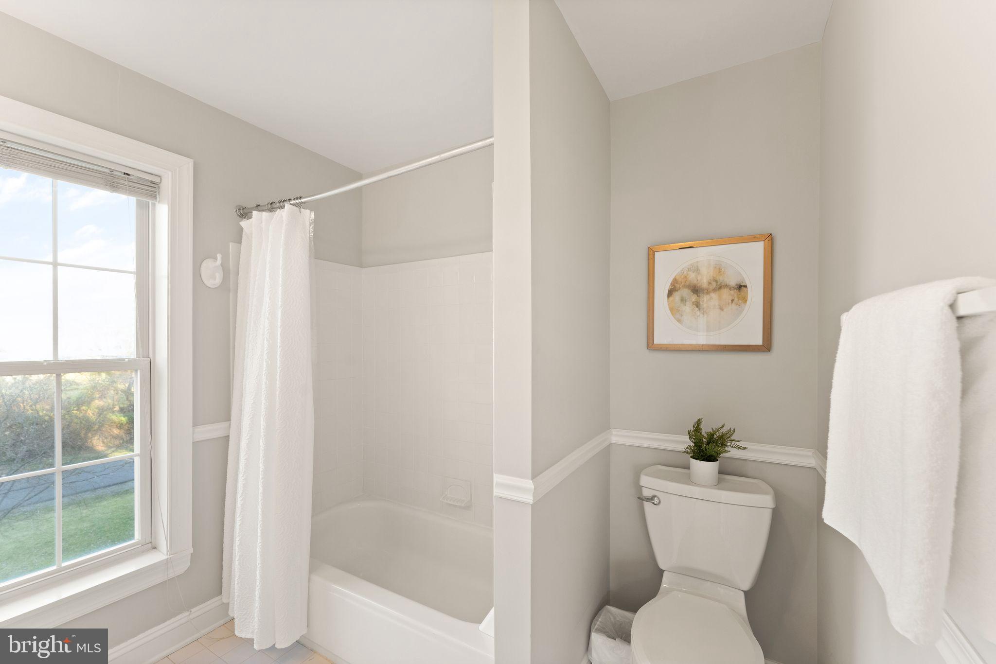 CHANTILLY ESTATES - Residential