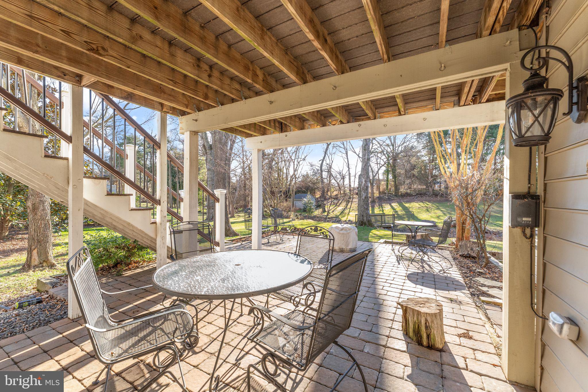 CHANTILLY ESTATES - Residential