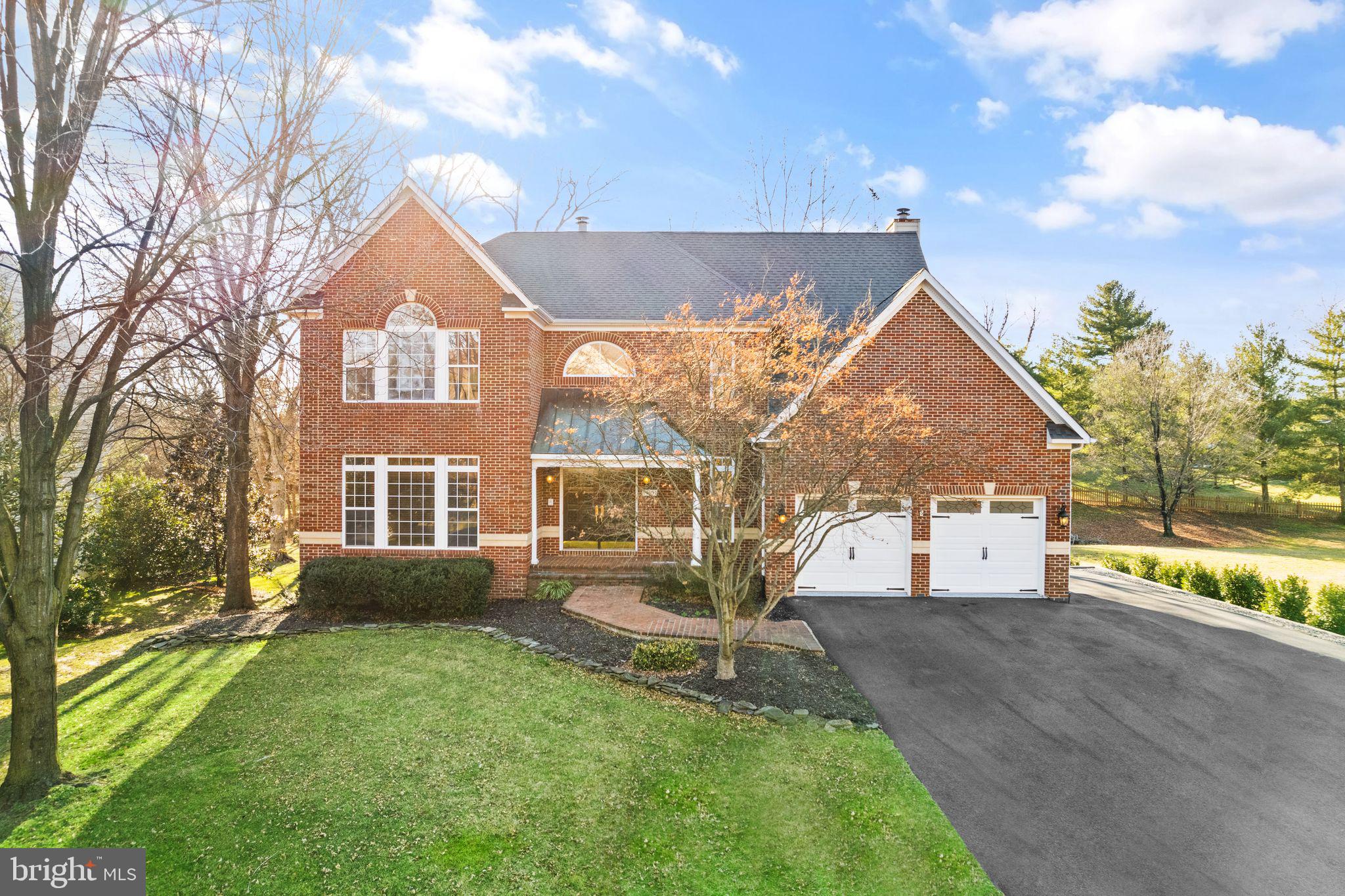 CHANTILLY ESTATES - Residential