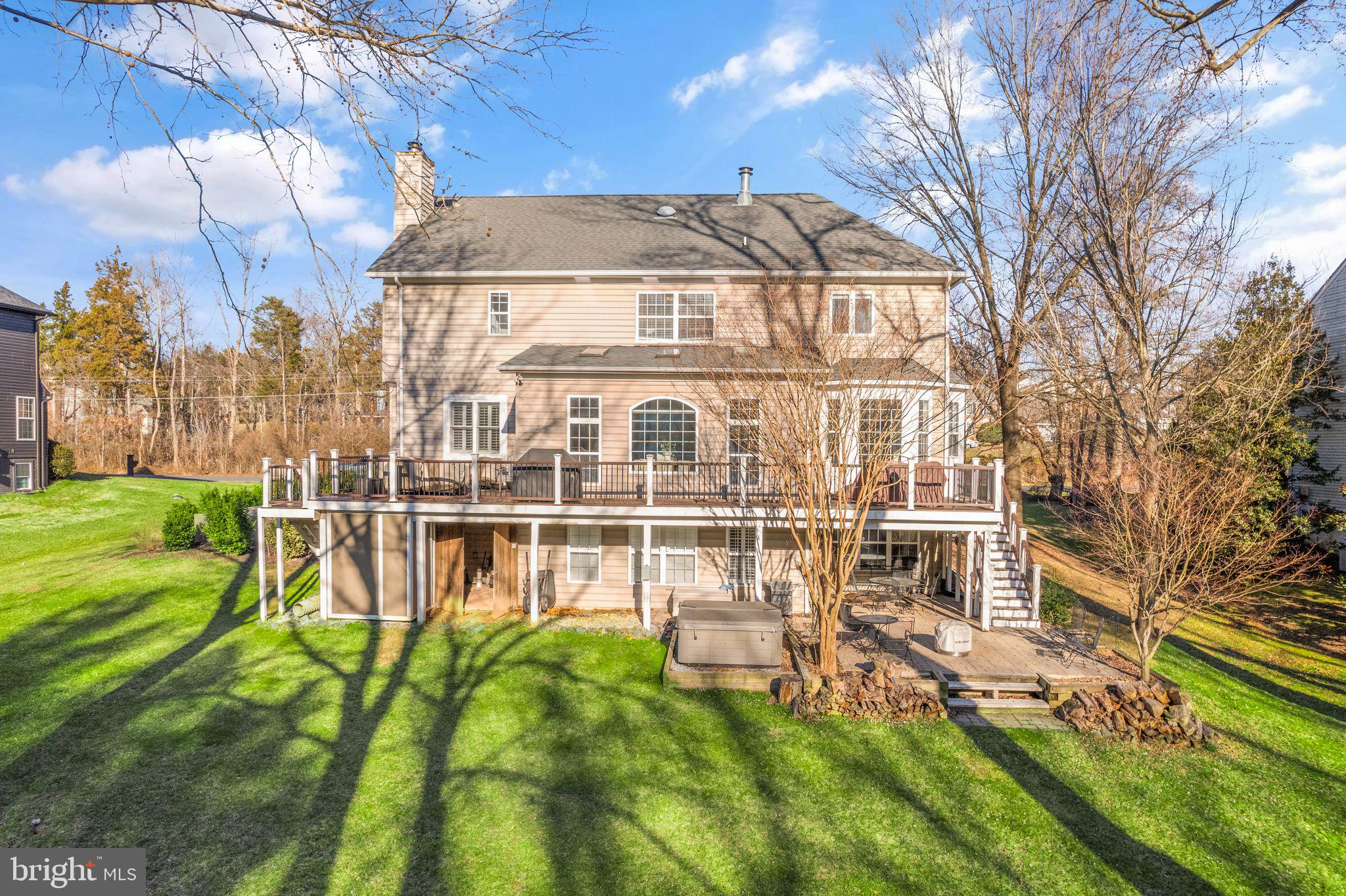 CHANTILLY ESTATES - Residential