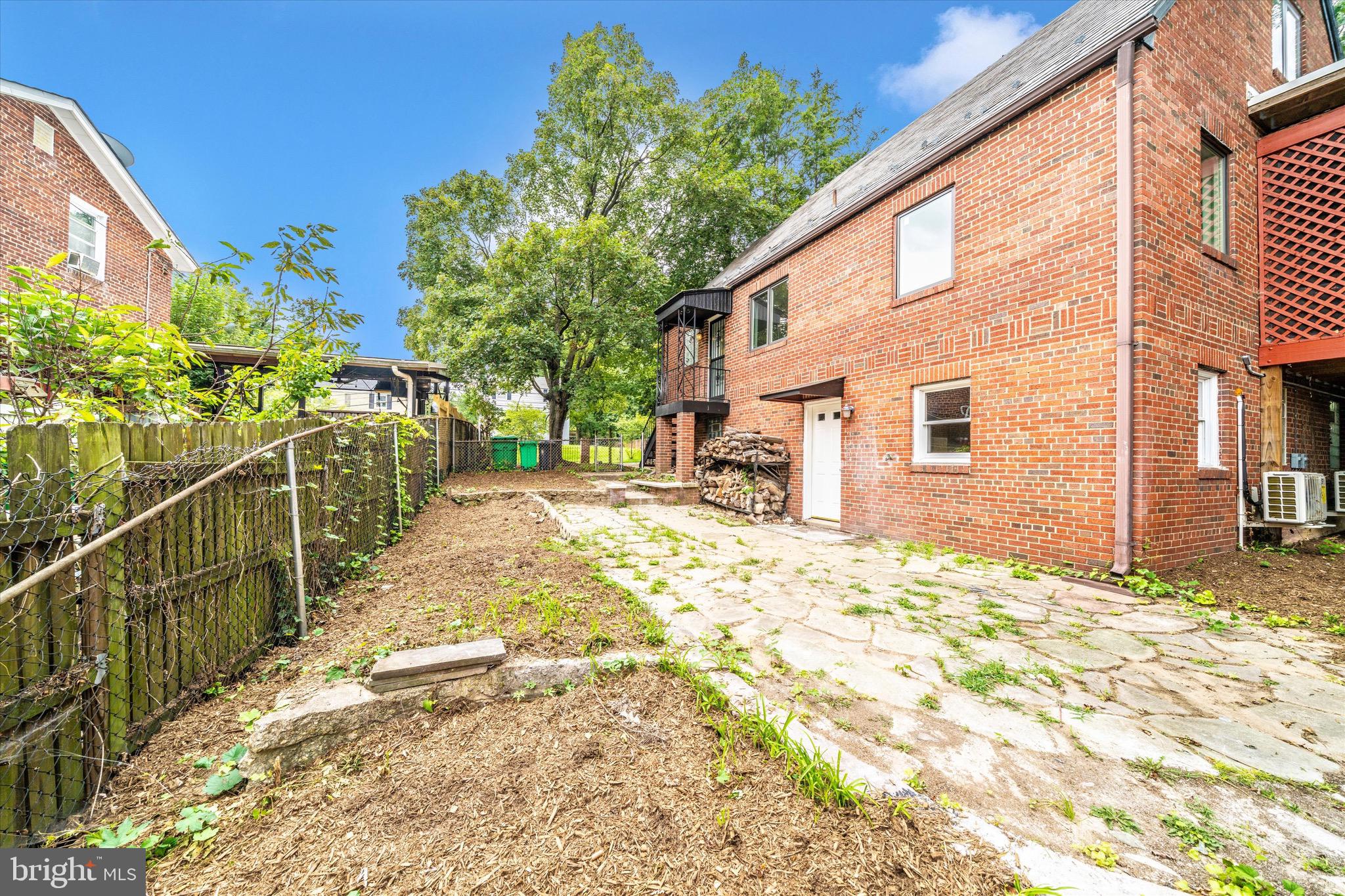 MICHIGAN PARK HILLS - Residential