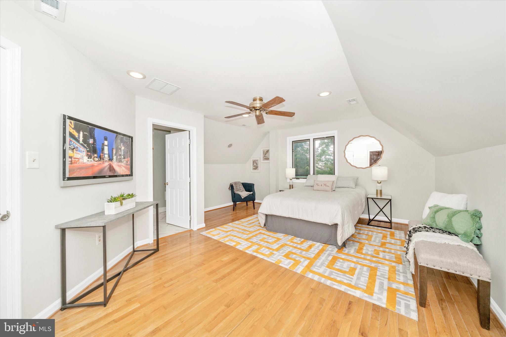 MICHIGAN PARK HILLS - Residential