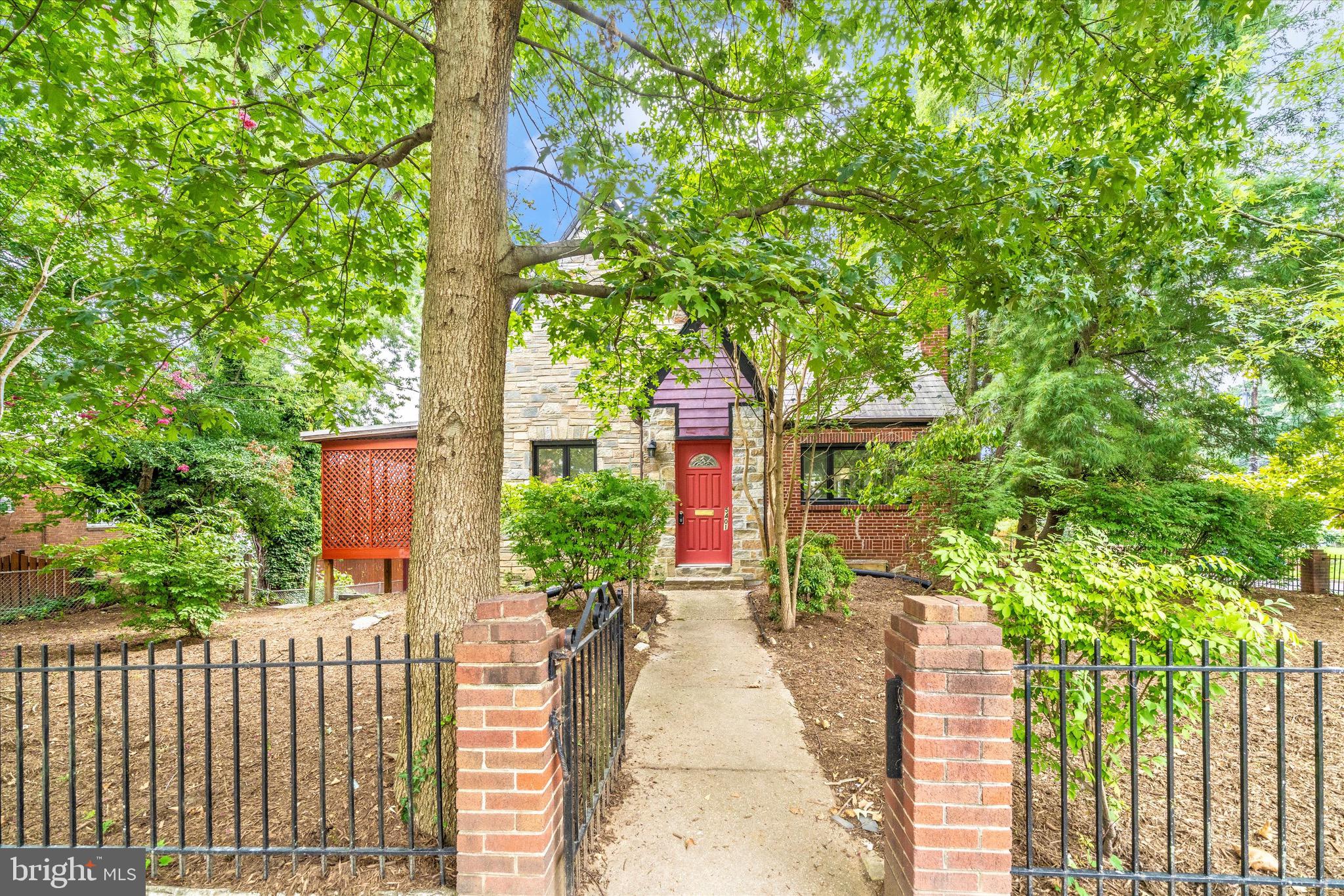 MICHIGAN PARK HILLS - Residential