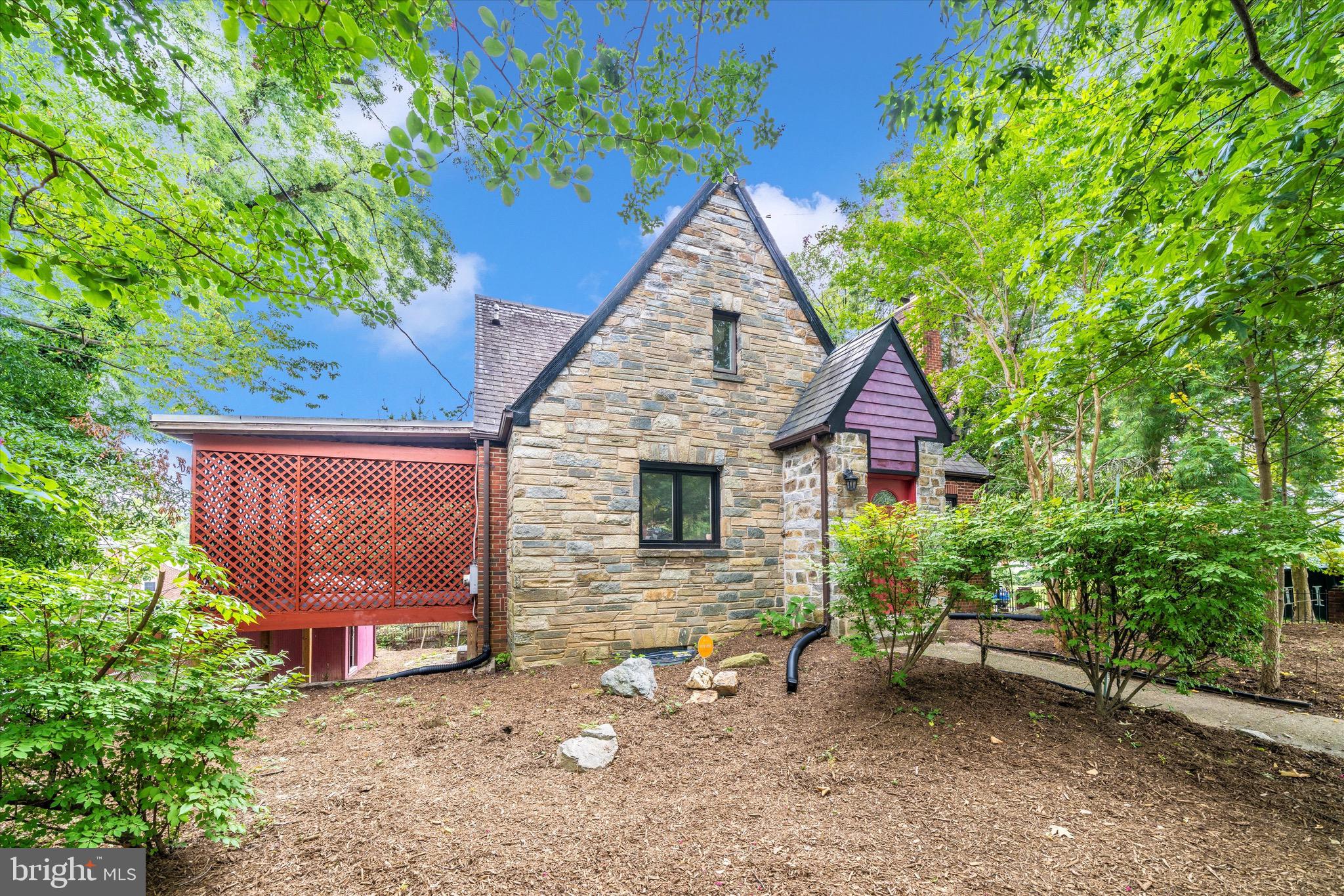 MICHIGAN PARK HILLS - Residential