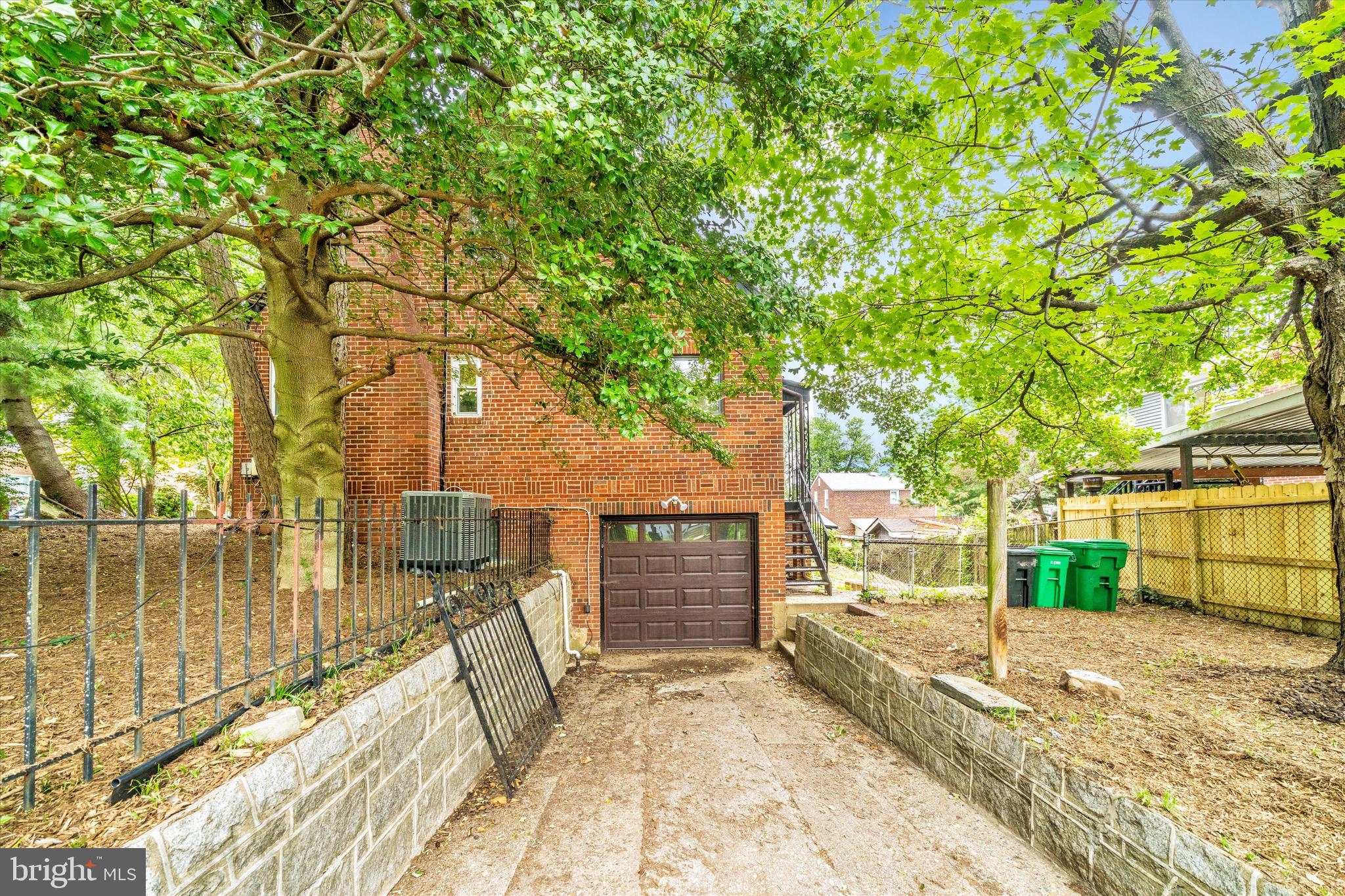 MICHIGAN PARK HILLS - Residential