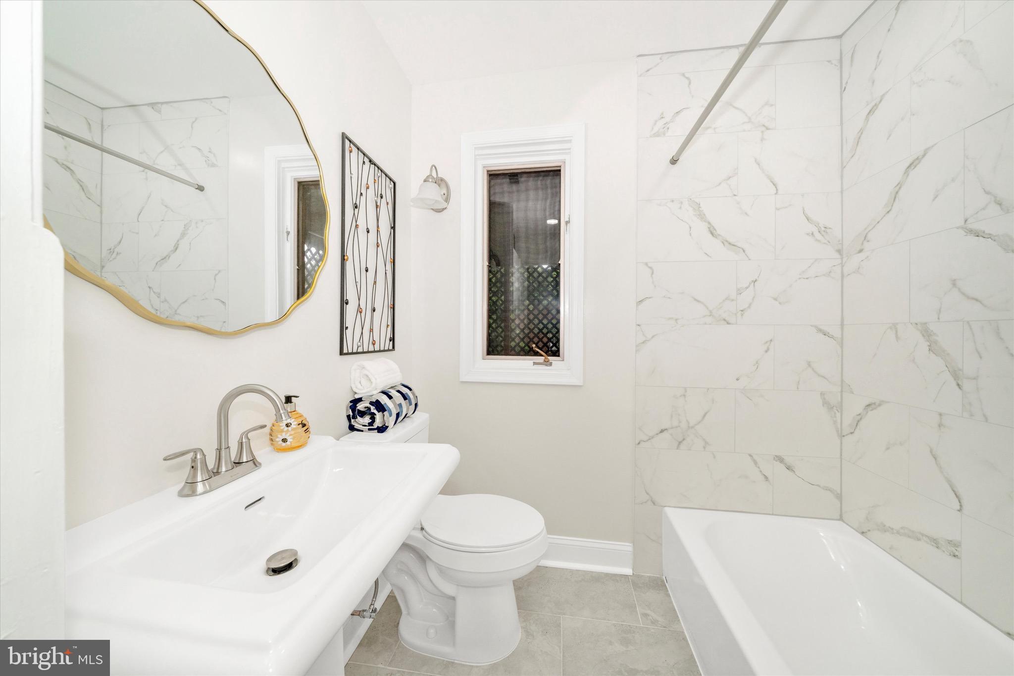 MICHIGAN PARK HILLS - Residential