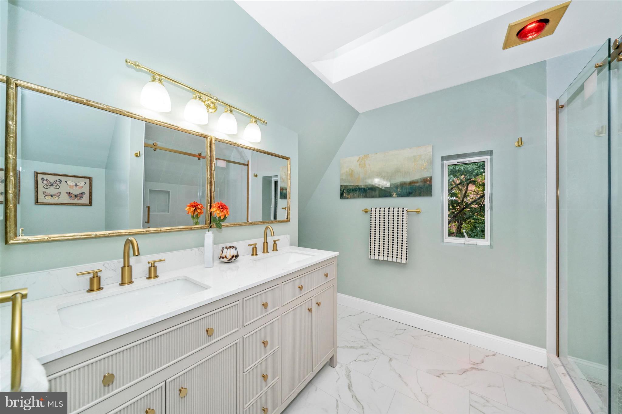 MICHIGAN PARK HILLS - Residential