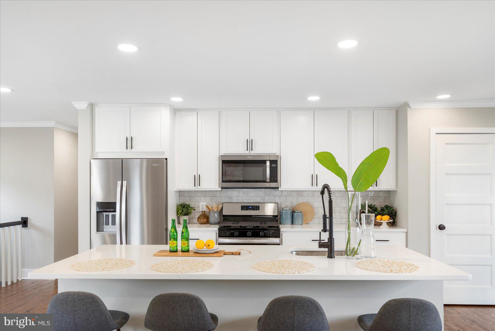 THORNLEIGH - Residential