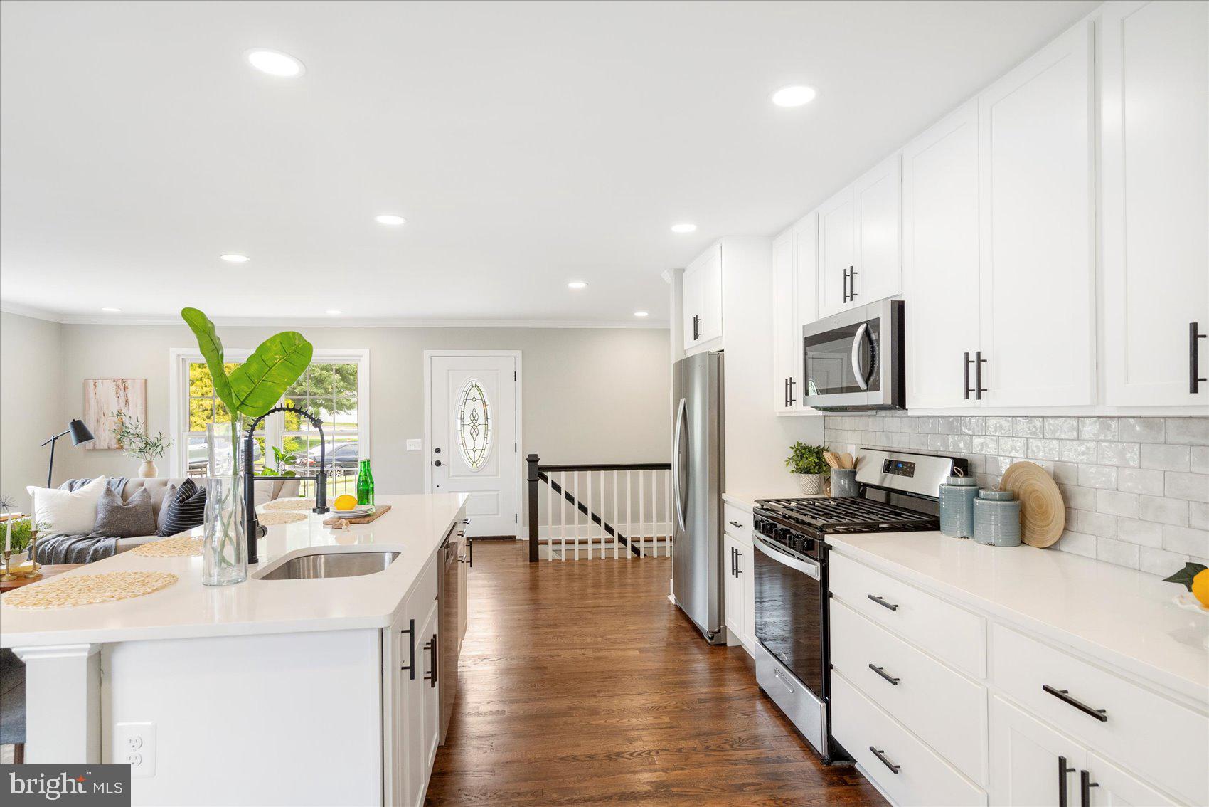 THORNLEIGH - Residential