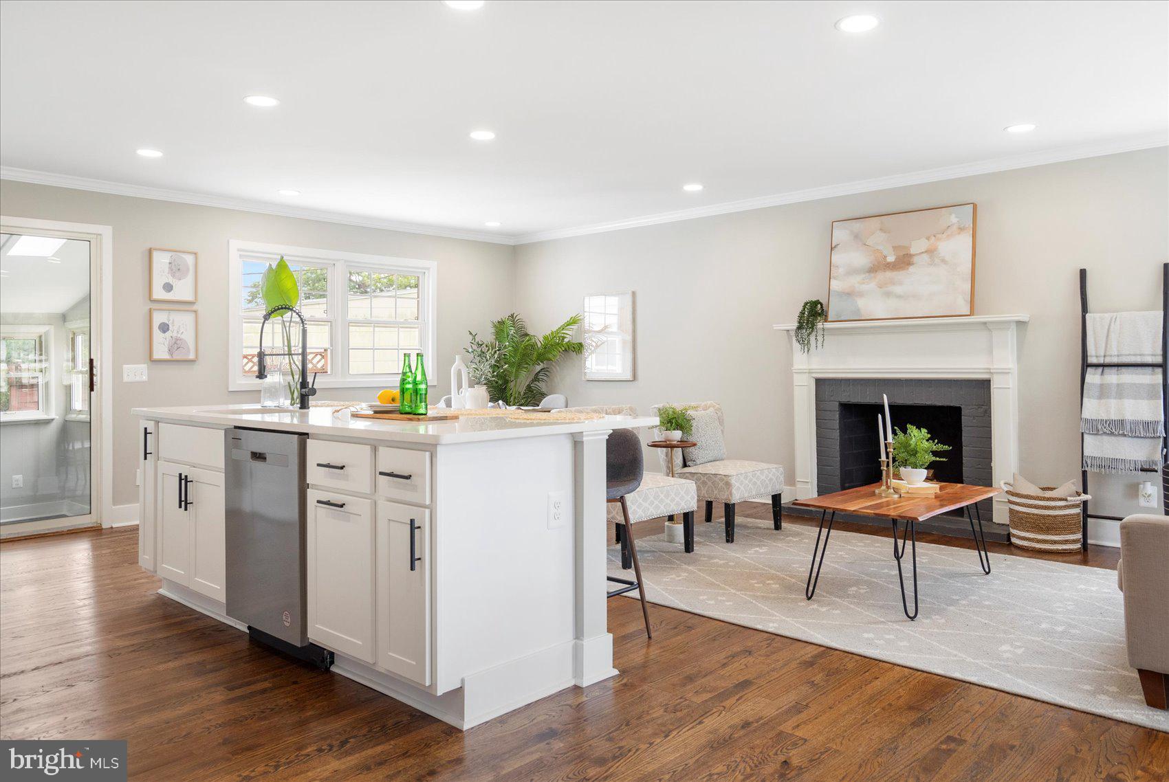 THORNLEIGH - Residential