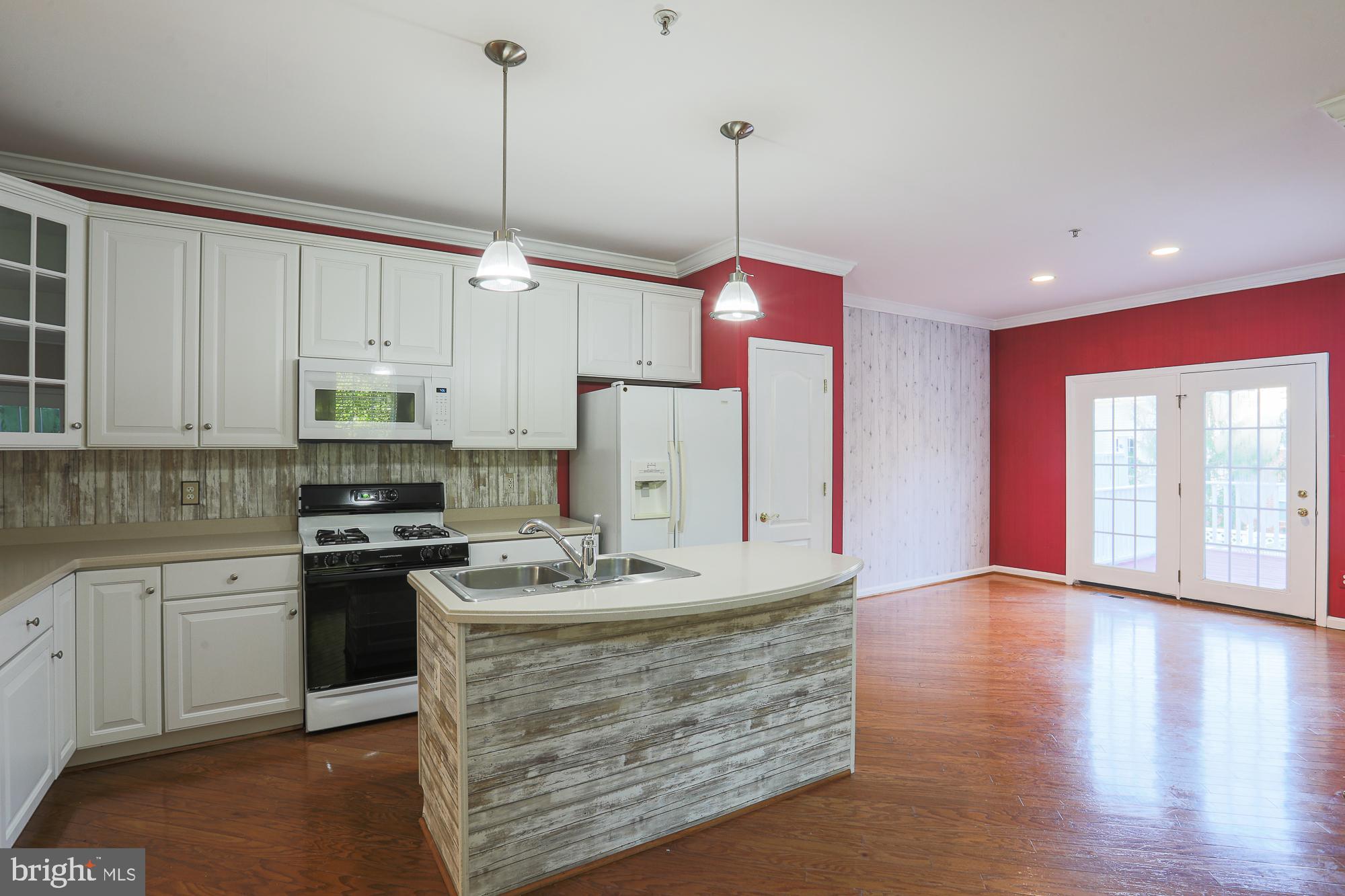 GREENBRIER HILLS - Residential