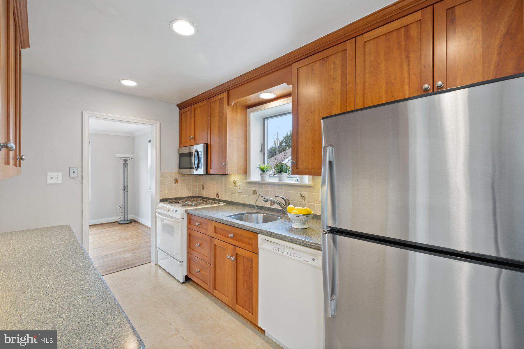 GARRETT PARK ESTATES - Residential