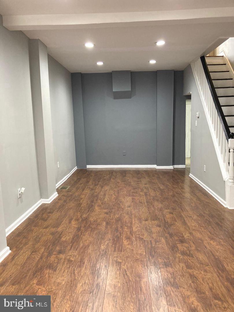 POINT BREEZE - Residential Lease