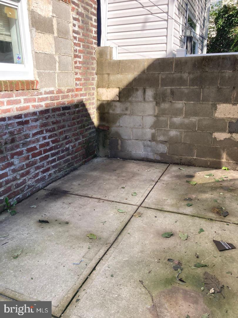 POINT BREEZE - Residential Lease