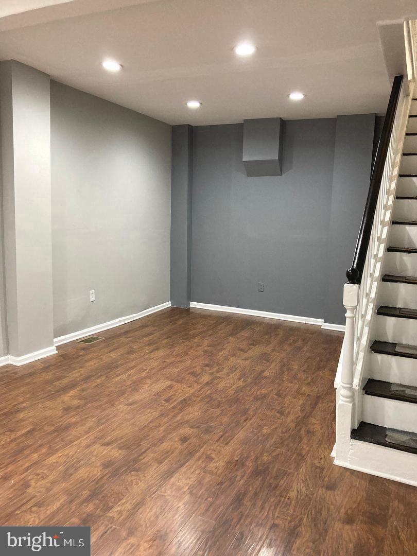 POINT BREEZE - Residential Lease