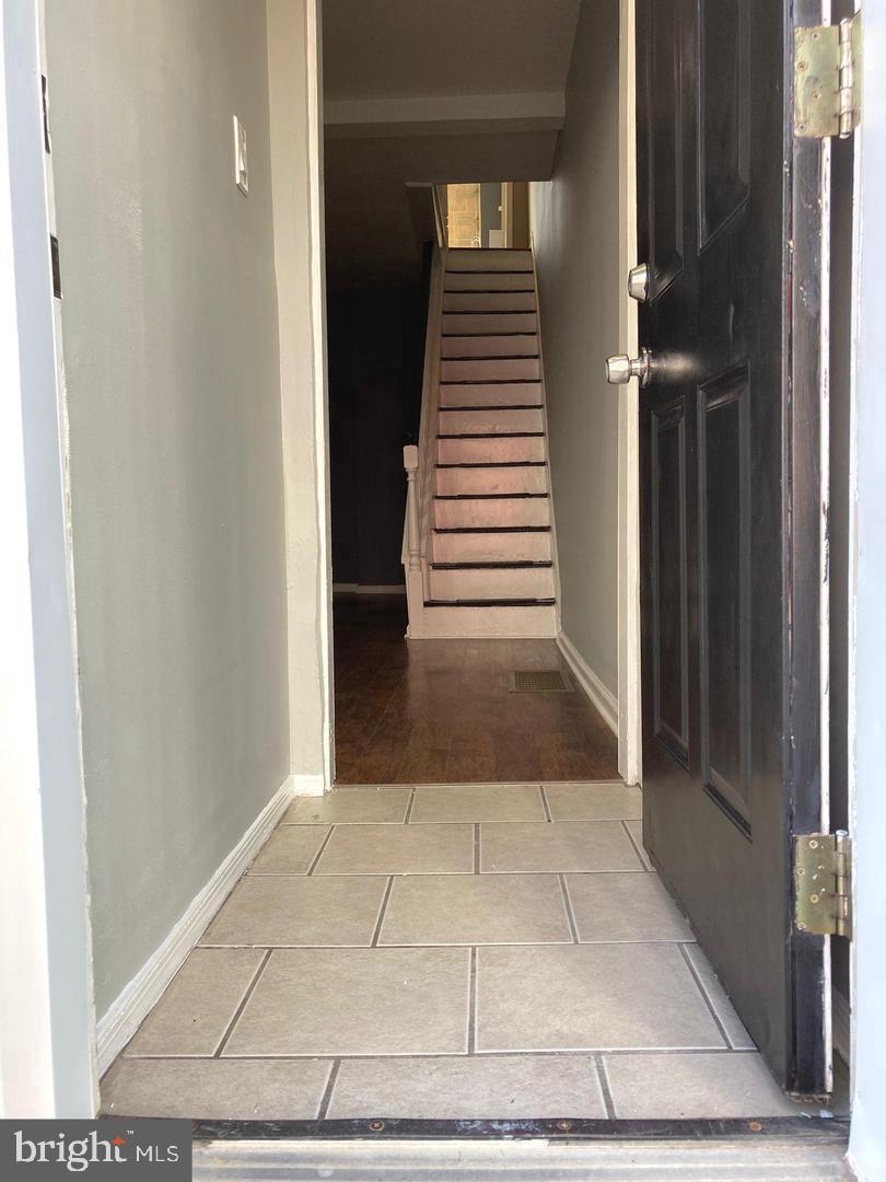 POINT BREEZE - Residential Lease