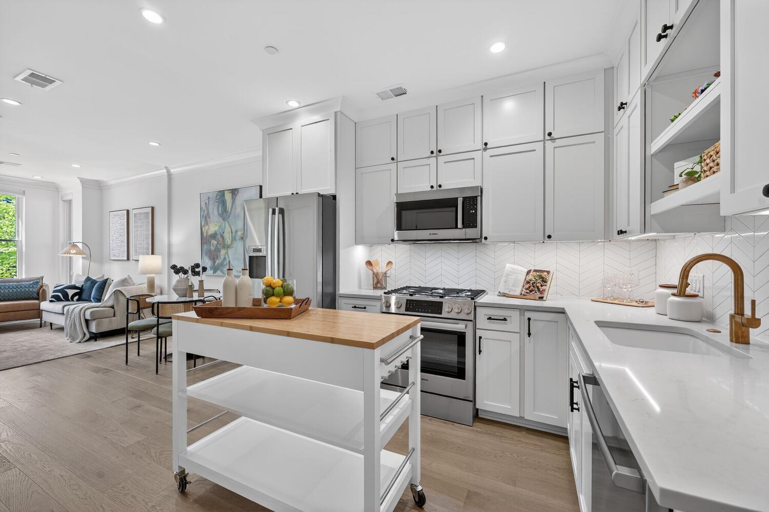 1313 11TH STREET NW 5