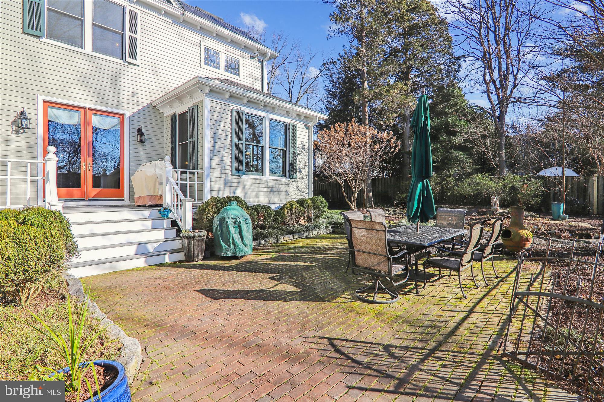 GARRETT PARK - Residential