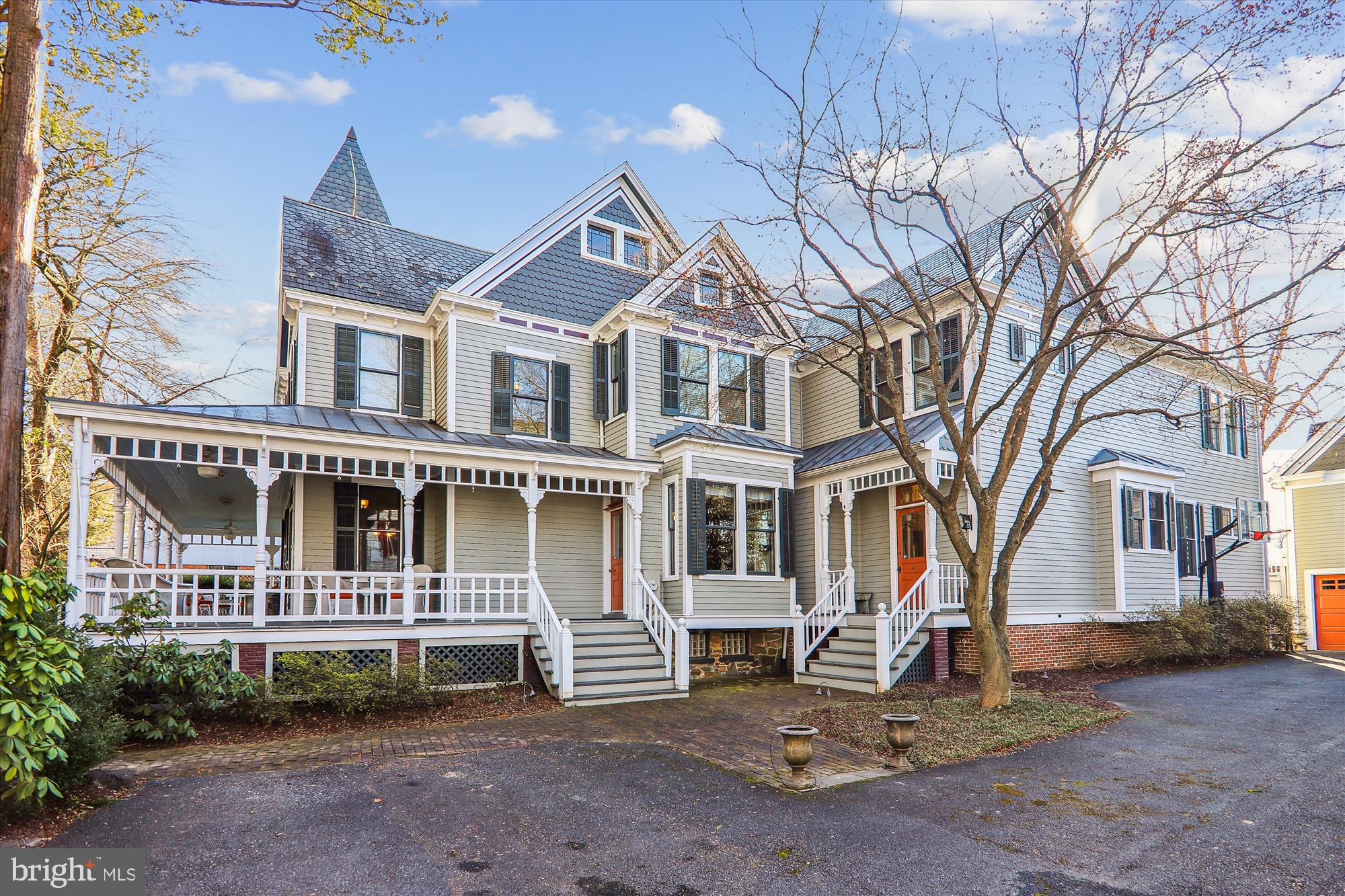 GARRETT PARK - Residential