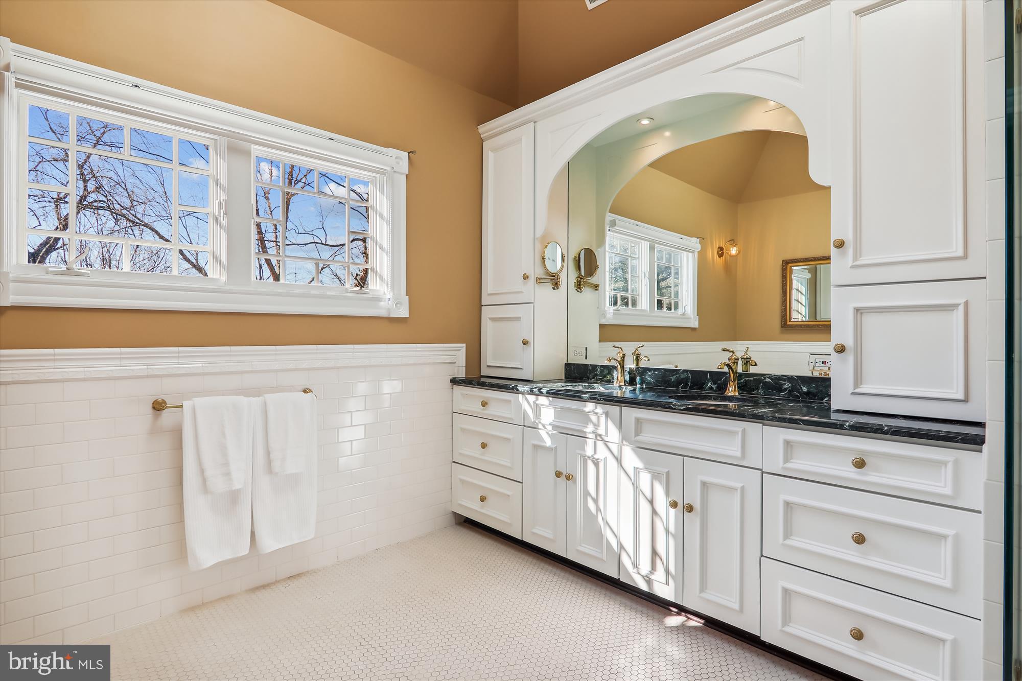 GARRETT PARK - Residential