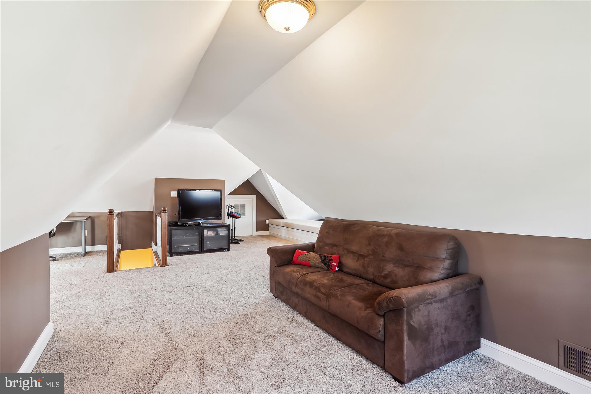 GARRETT PARK - Residential