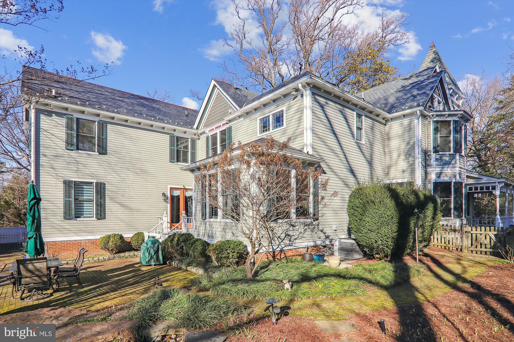 GARRETT PARK - Residential