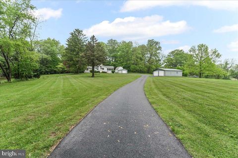 475 LOCUST GROVE ROAD WEST CHESTER PA 19382