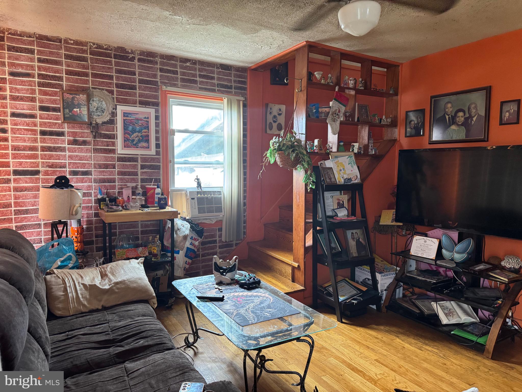 MILLVALE - Residential