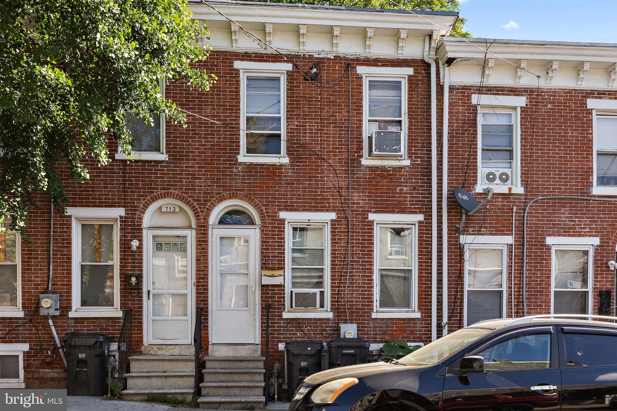 Photo 1 of 9 — 715 E 10TH STREET, WILMINGTON, DE 19801
