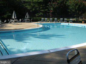 CHESTNUT GROVE - Residential Lease